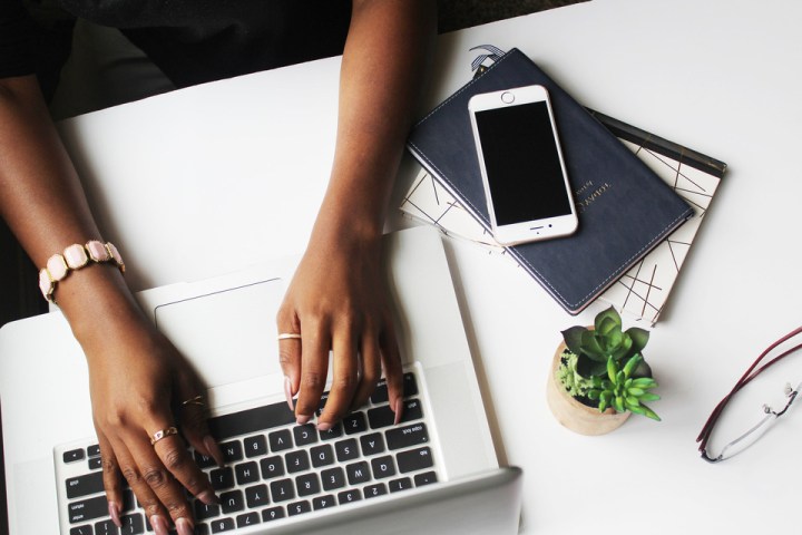 createher-stock-styled-desk-with-macbook-5